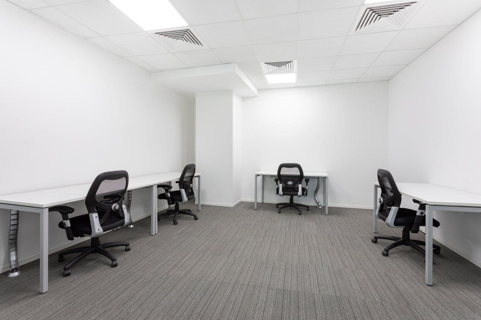 Prenájom kancelárie 20 m², Karolinská, Praha, Praha Prenájom kancelárie 20 m², Karolinská, Praha, Praha