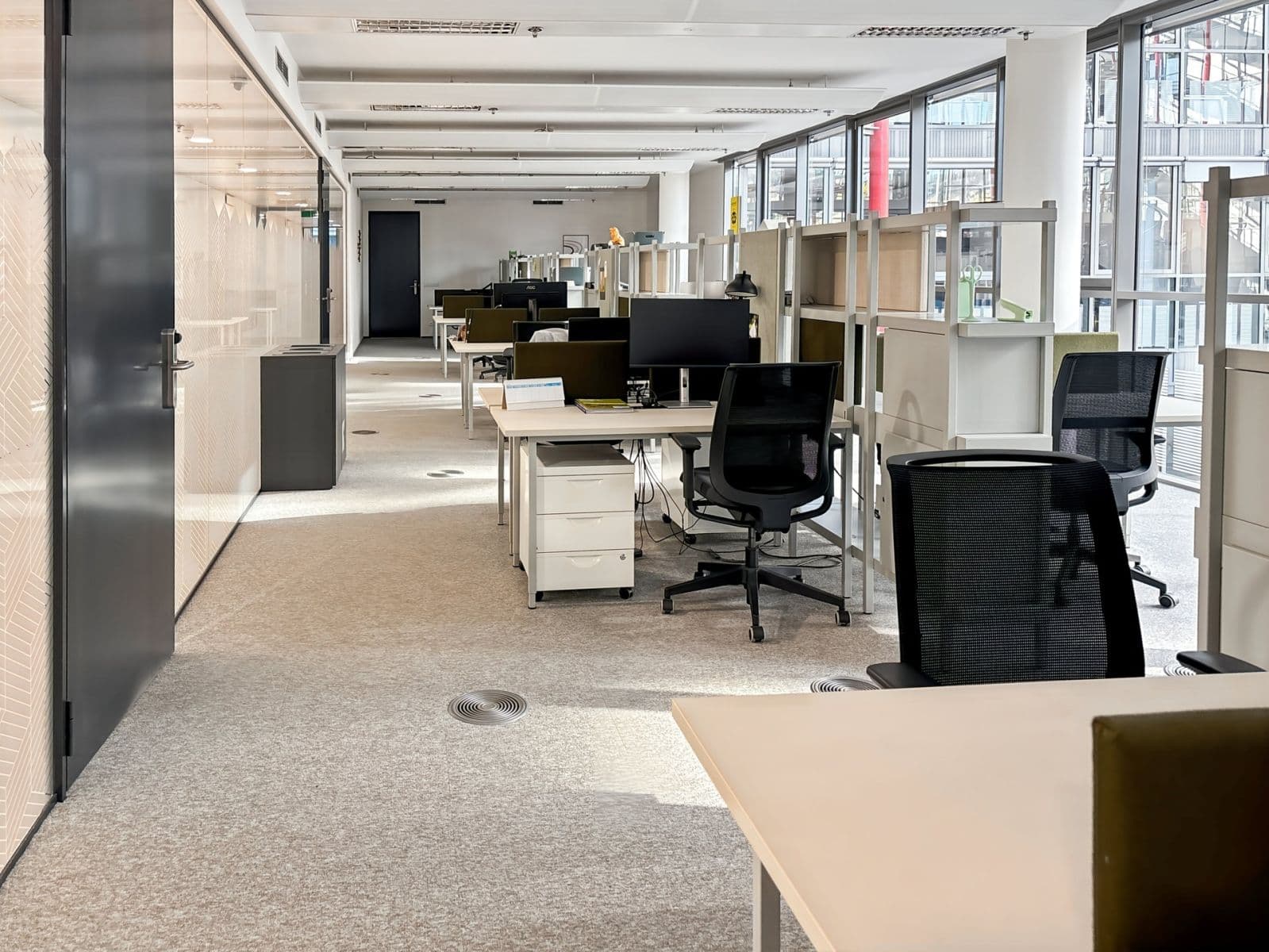 Prenájom kancelárie 70 m², Karolinská, Praha, Praha Prenájom kancelárie 70 m², Karolinská, Praha, Praha