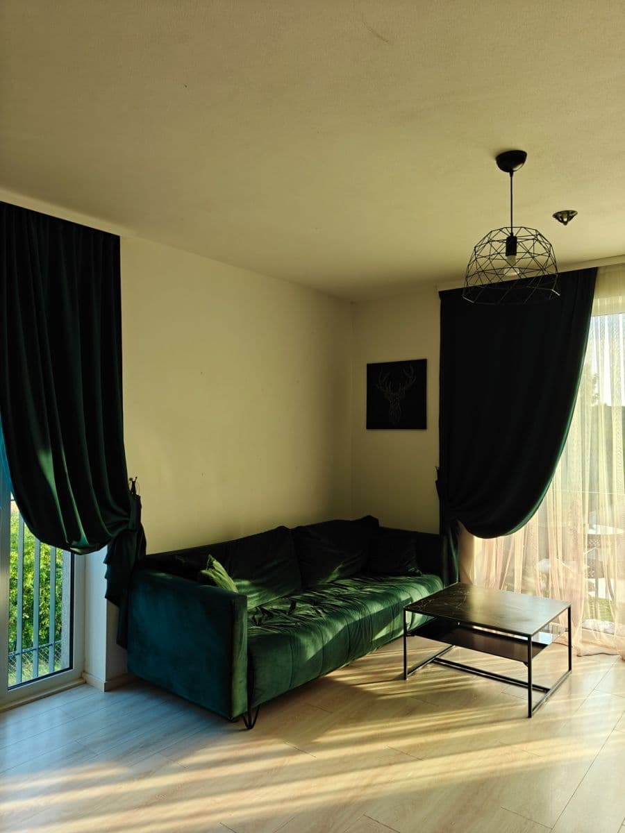 Prenájom bytu 3-izbový 80 m², Pod Zahrady, Přezletice, Středočeský kraj Prenájom bytu 3-izbový 80 m², Pod Zahrady, Přezletice, Středočeský kraj
