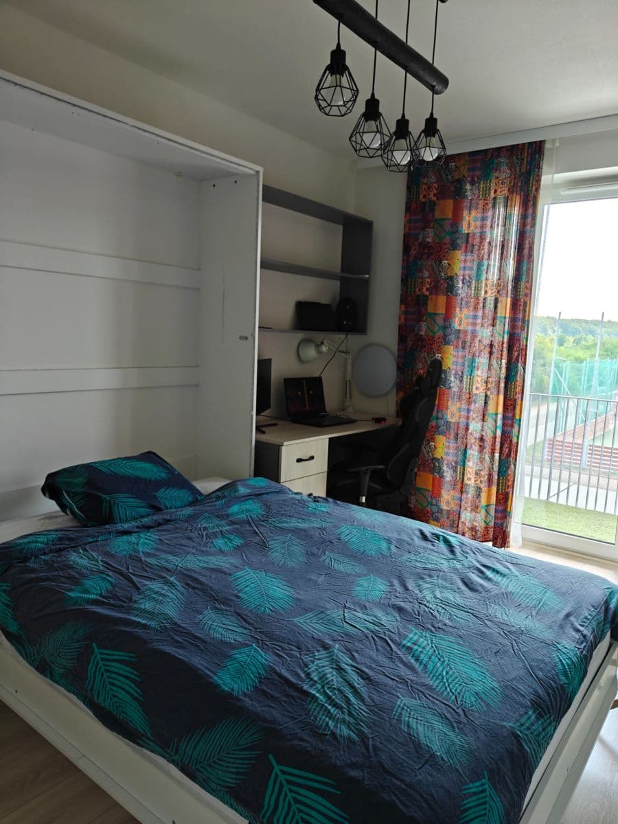 Prenájom bytu 3-izbový 80 m², Pod Zahrady, Přezletice, Středočeský kraj Prenájom bytu 3-izbový 80 m², Pod Zahrady, Přezletice, Středočeský kraj