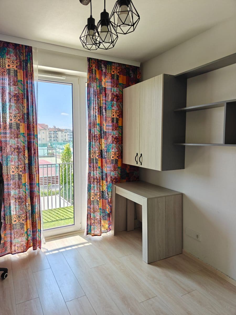 Prenájom bytu 3-izbový 80 m², Pod Zahrady, Přezletice, Středočeský kraj Prenájom bytu 3-izbový 80 m², Pod Zahrady, Přezletice, Středočeský kraj