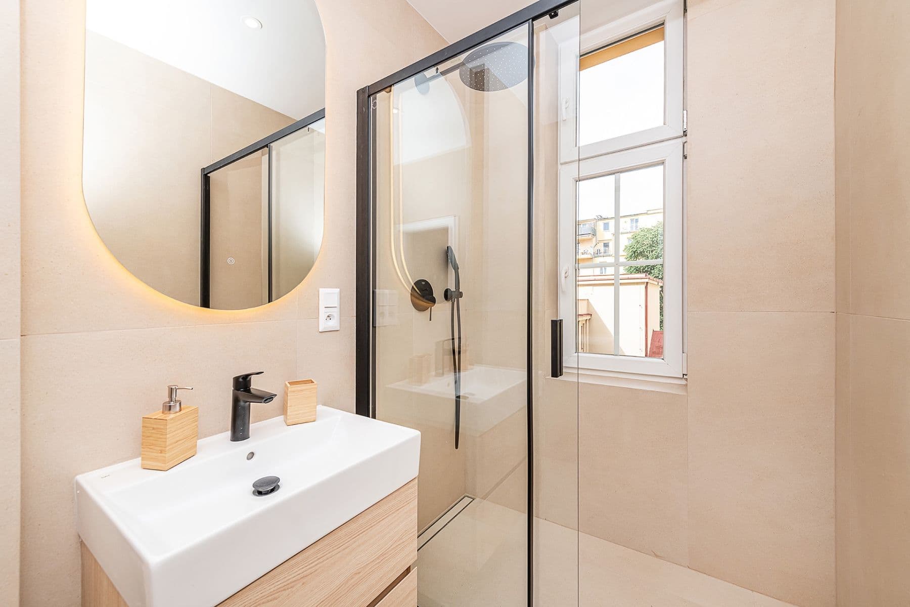 Predaj bytu 2-izbový 51 m², Dělnická, Praha, Praha Predaj bytu 2-izbový 51 m², Dělnická, Praha, Praha