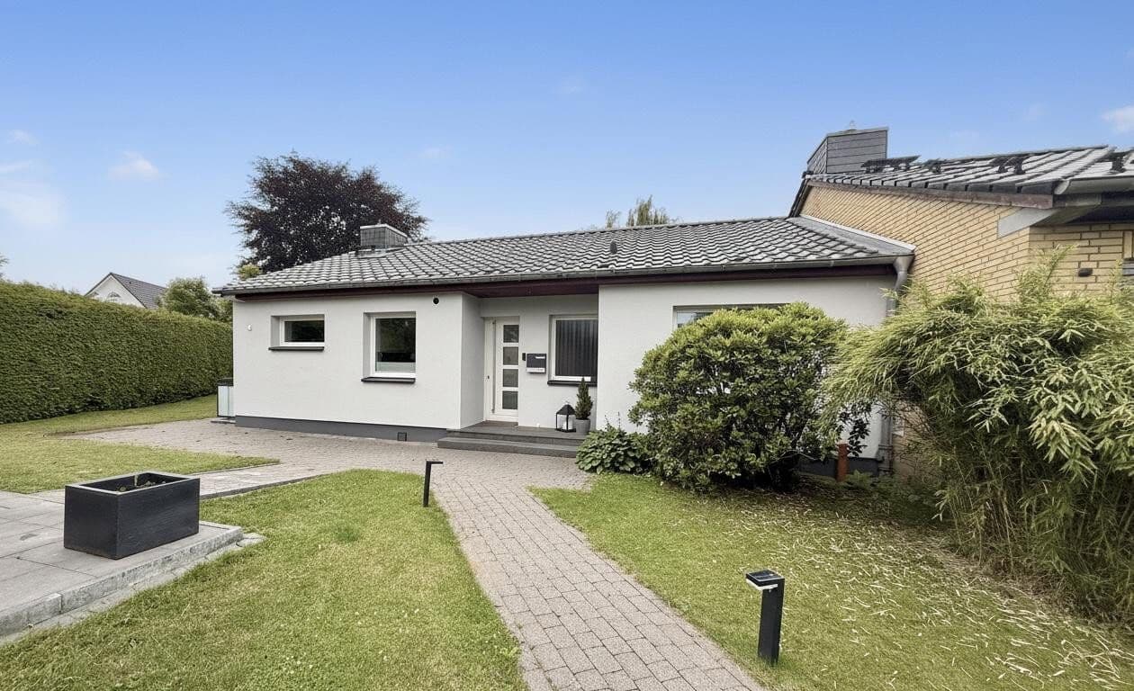 Predaj domu 94 m², pozemok 723 m², Rellingen, Šlezvicko-Holštajnsko Predaj domu 94 m², pozemok 723 m², Rellingen, Šlezvicko-Holštajnsko