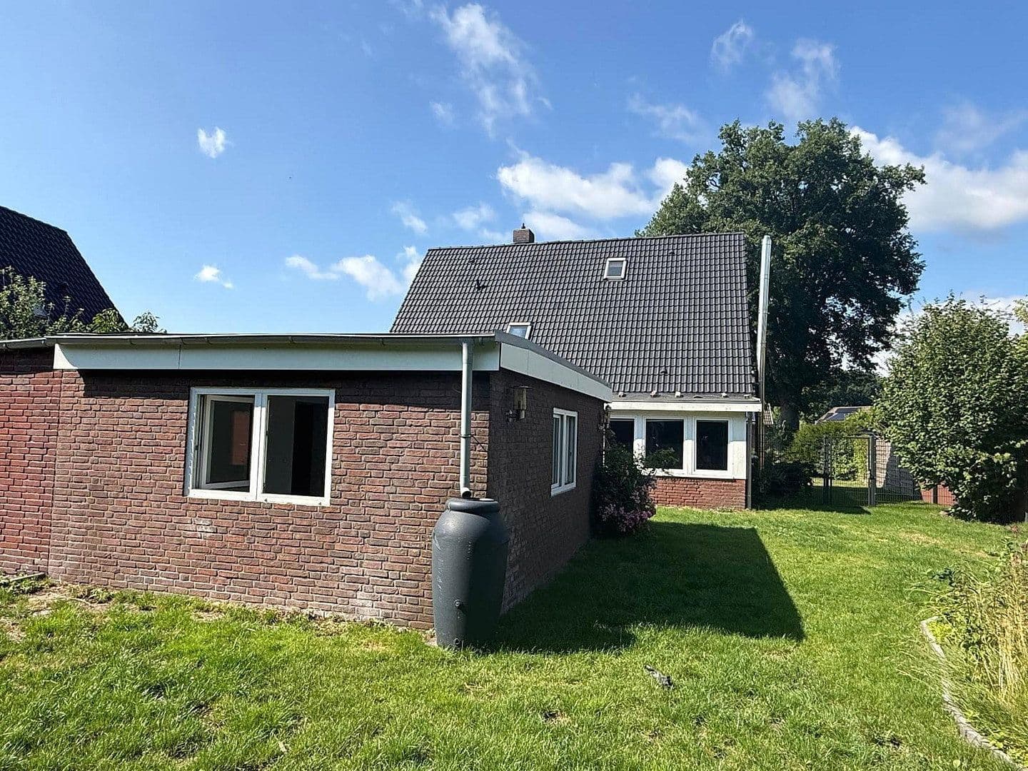 Predaj domu 141 m², pozemok 791 m², Voßmoor 47, Moorrege, Šlezvicko-Holštajnsko Predaj domu 141 m², pozemok 791 m², Voßmoor 47, Moorrege, Šlezvicko-Holštajnsko