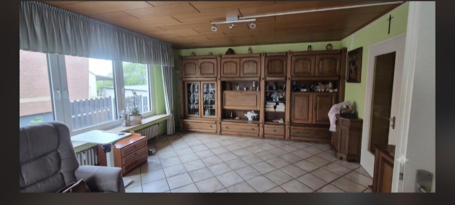 Prenájom bytu 3-izbový 110 m², Eudenbacherstr 134, Königswinter, Severné Porýnie - Westfálsko Prenájom bytu 3-izbový 110 m², Eudenbacherstr 134, Königswinter, Severné Porýnie - Westfálsko