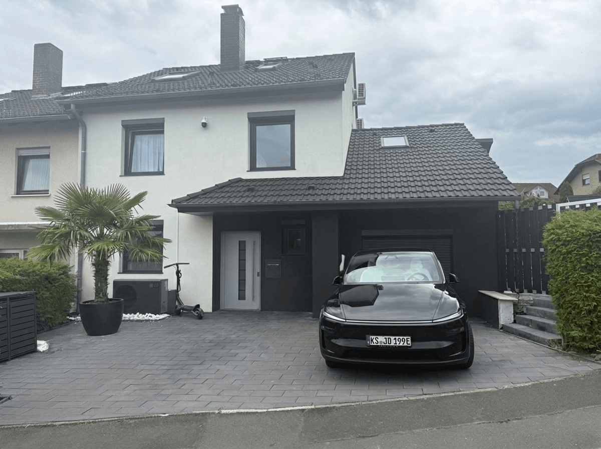 Predaj domu 225 m², pozemok 595 m², Baunatal, Hesensko Predaj domu 225 m², pozemok 595 m², Baunatal, Hesensko