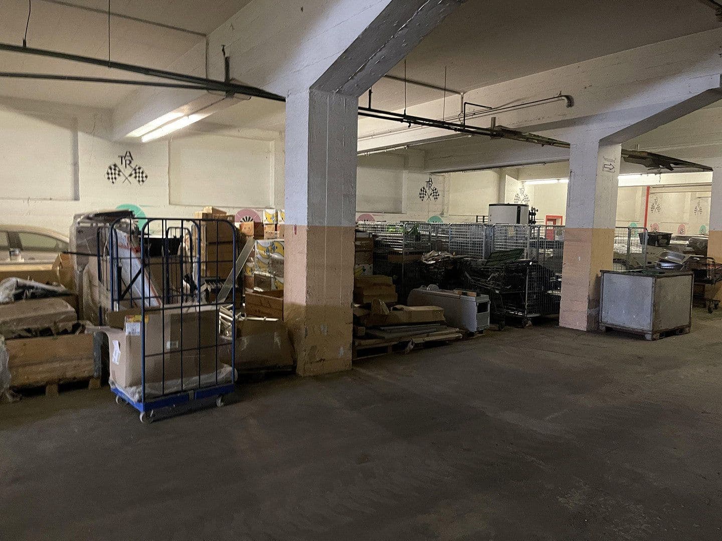 Prenájom nebytového priestoru 1.995 m², Im Gewerbepark 1, Hunderdorf, Bavorsko Prenájom nebytového priestoru 1.995 m², Im Gewerbepark 1, Hunderdorf, Bavorsko