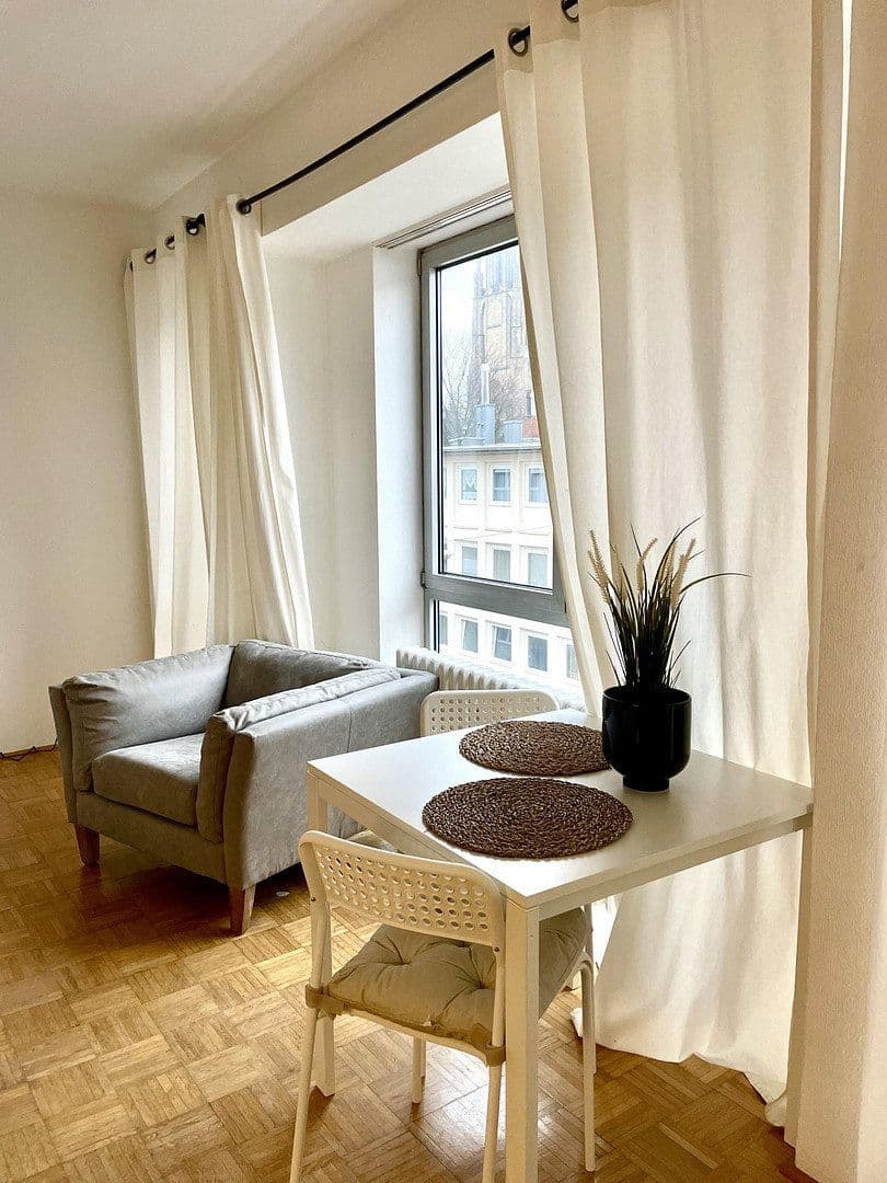 Prenájom bytu 1-izbový 22 m², Mauritiussteinweg X, Köln, Severné Porýnie - Westfálsko Prenájom bytu 1-izbový 22 m², Mauritiussteinweg X, Köln, Severné Porýnie - Westfálsko