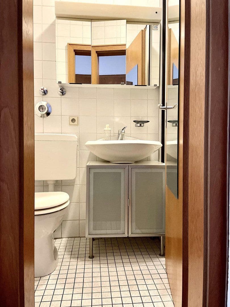 Prenájom bytu 1-izbový 22 m², Mauritiussteinweg X, Köln, Severné Porýnie - Westfálsko Prenájom bytu 1-izbový 22 m², Mauritiussteinweg X, Köln, Severné Porýnie - Westfálsko