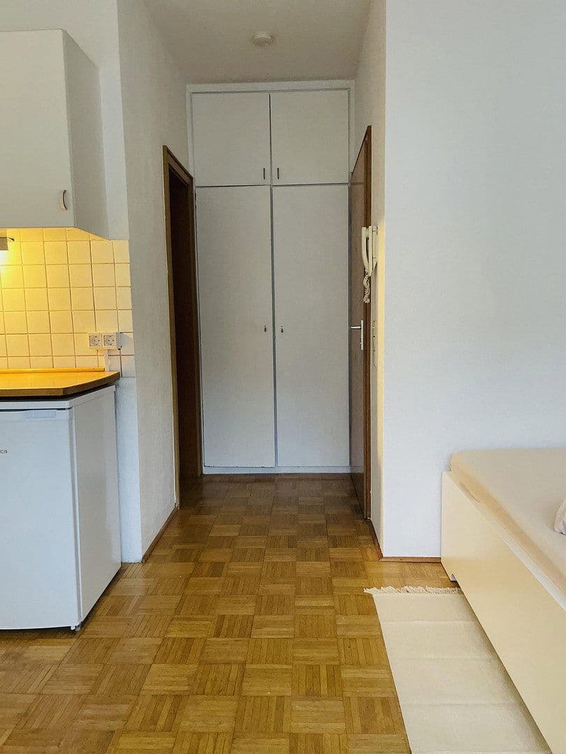 Prenájom bytu 1-izbový 22 m², Mauritiussteinweg X, Köln, Severné Porýnie - Westfálsko Prenájom bytu 1-izbový 22 m², Mauritiussteinweg X, Köln, Severné Porýnie - Westfálsko
