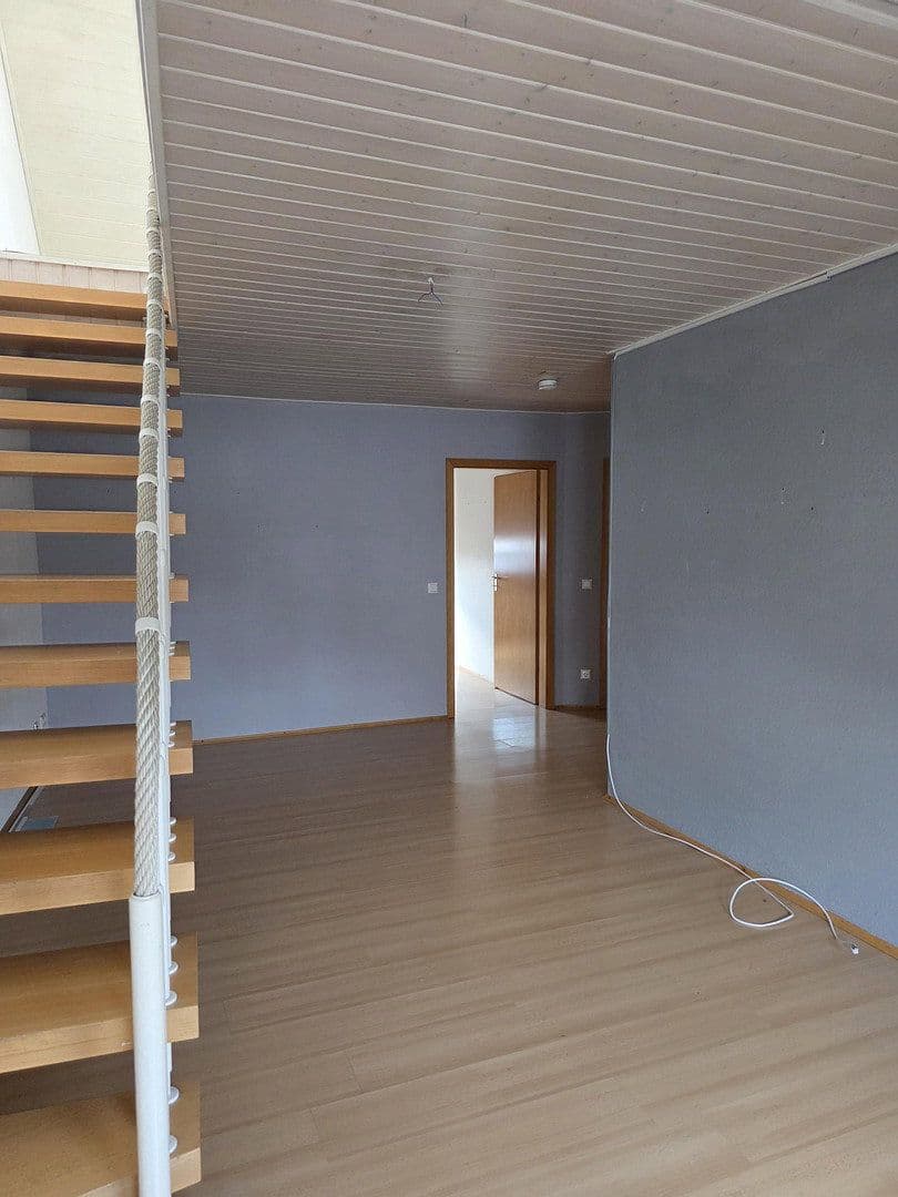 Prenájom bytu 3-izbový 55 m², Durmersheim, Bádensko-Wurttembersko Prenájom bytu 3-izbový 55 m², Durmersheim, Bádensko-Wurttembersko