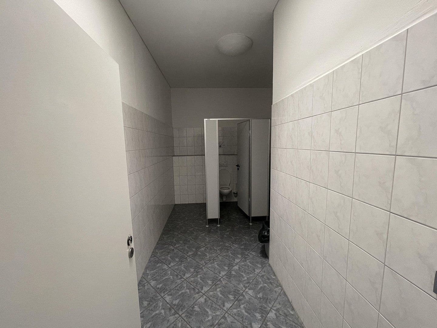 Prenájom nebytového priestoru 734 m², Lauterbachstraße 89, Eggenfelden, Bavorsko Prenájom nebytového priestoru 734 m², Lauterbachstraße 89, Eggenfelden, Bavorsko