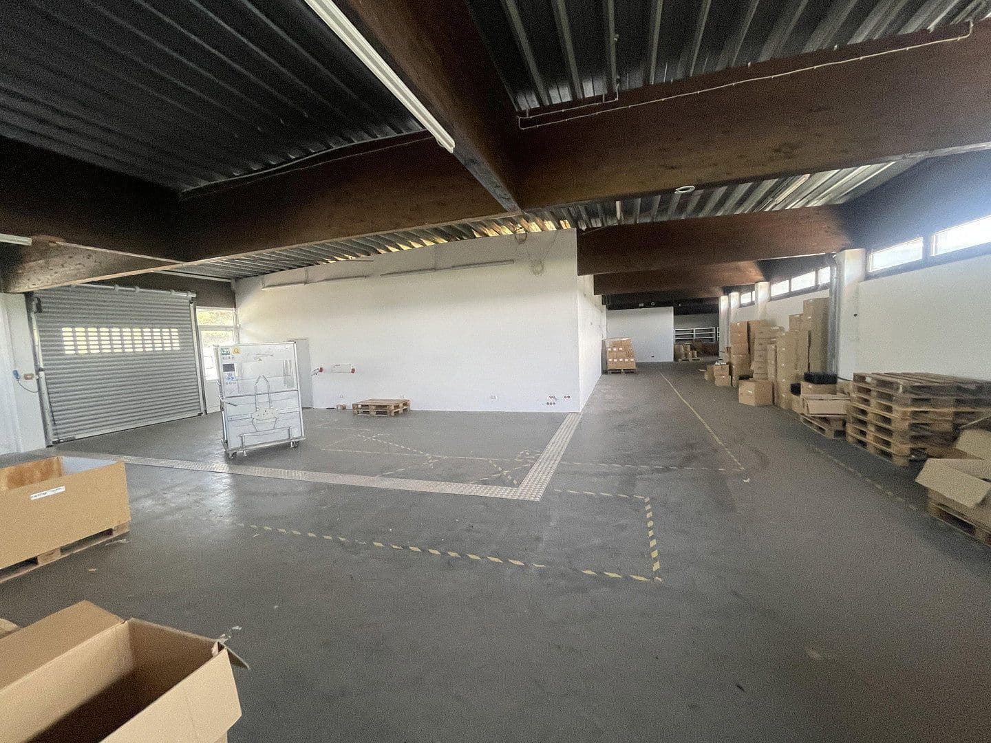 Prenájom nebytového priestoru 734 m², Lauterbachstraße 89, Eggenfelden, Bavorsko Prenájom nebytového priestoru 734 m², Lauterbachstraße 89, Eggenfelden, Bavorsko