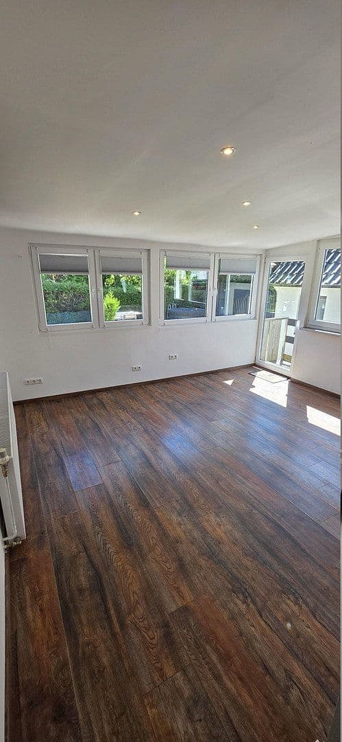 Predaj domu 110 m², pozemok 748 m², Rügenstr. 7, Schortens, Dolné Sasko Predaj domu 110 m², pozemok 748 m², Rügenstr. 7, Schortens, Dolné Sasko