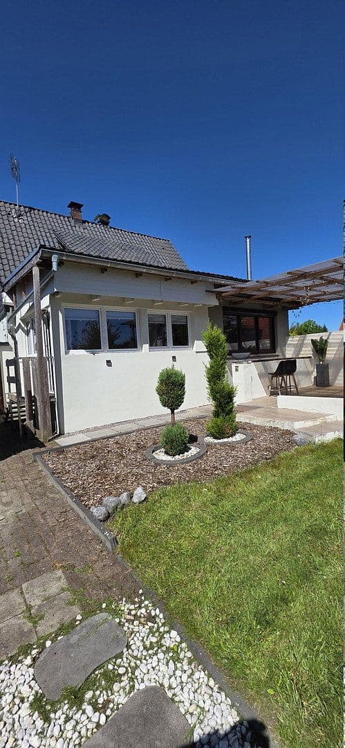 Predaj domu 110 m², pozemok 748 m², Rügenstr. 7, Schortens, Dolné Sasko Predaj domu 110 m², pozemok 748 m², Rügenstr. 7, Schortens, Dolné Sasko