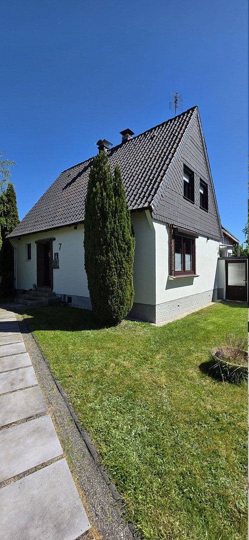 Predaj domu 110 m², pozemok 748 m², Rügenstr. 7, Schortens, Dolné Sasko Predaj domu 110 m², pozemok 748 m², Rügenstr. 7, Schortens, Dolné Sasko