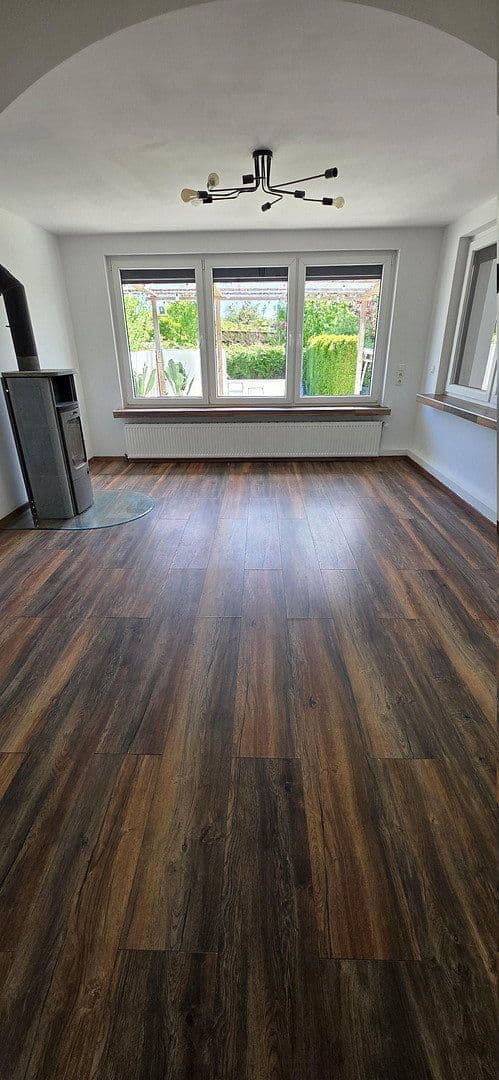 Predaj domu 110 m², pozemok 748 m², Rügenstr. 7, Schortens, Dolné Sasko Predaj domu 110 m², pozemok 748 m², Rügenstr. 7, Schortens, Dolné Sasko
