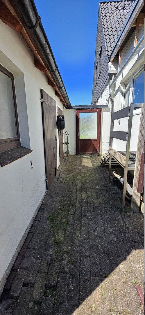 Predaj domu 110 m², pozemok 748 m², Rügenstr. 7, Schortens, Dolné Sasko Predaj domu 110 m², pozemok 748 m², Rügenstr. 7, Schortens, Dolné Sasko