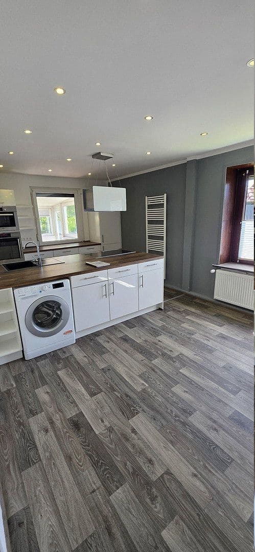 Predaj domu 110 m², pozemok 748 m², Rügenstr. 7, Schortens, Dolné Sasko Predaj domu 110 m², pozemok 748 m², Rügenstr. 7, Schortens, Dolné Sasko