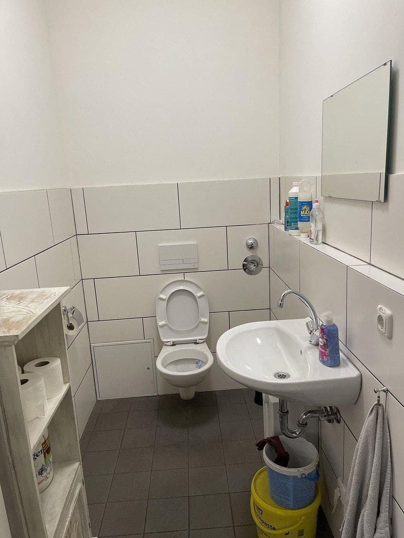 Prenájom nebytového priestoru 1.096 m², Lauterbachstraße 89, Eggenfelden, Bavorsko Prenájom nebytového priestoru 1.096 m², Lauterbachstraße 89, Eggenfelden, Bavorsko