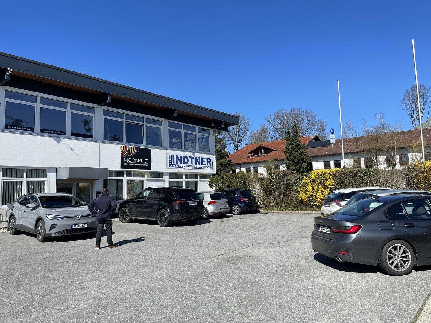 Prenájom nebytového priestoru 1.096 m², Lauterbachstraße 89, Eggenfelden, Bavorsko Prenájom nebytového priestoru 1.096 m², Lauterbachstraße 89, Eggenfelden, Bavorsko