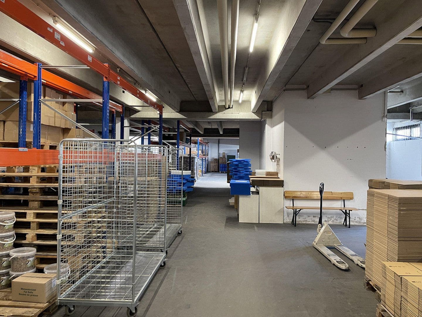 Prenájom nebytového priestoru 1.096 m², Lauterbachstraße 89, Eggenfelden, Bavorsko Prenájom nebytového priestoru 1.096 m², Lauterbachstraße 89, Eggenfelden, Bavorsko