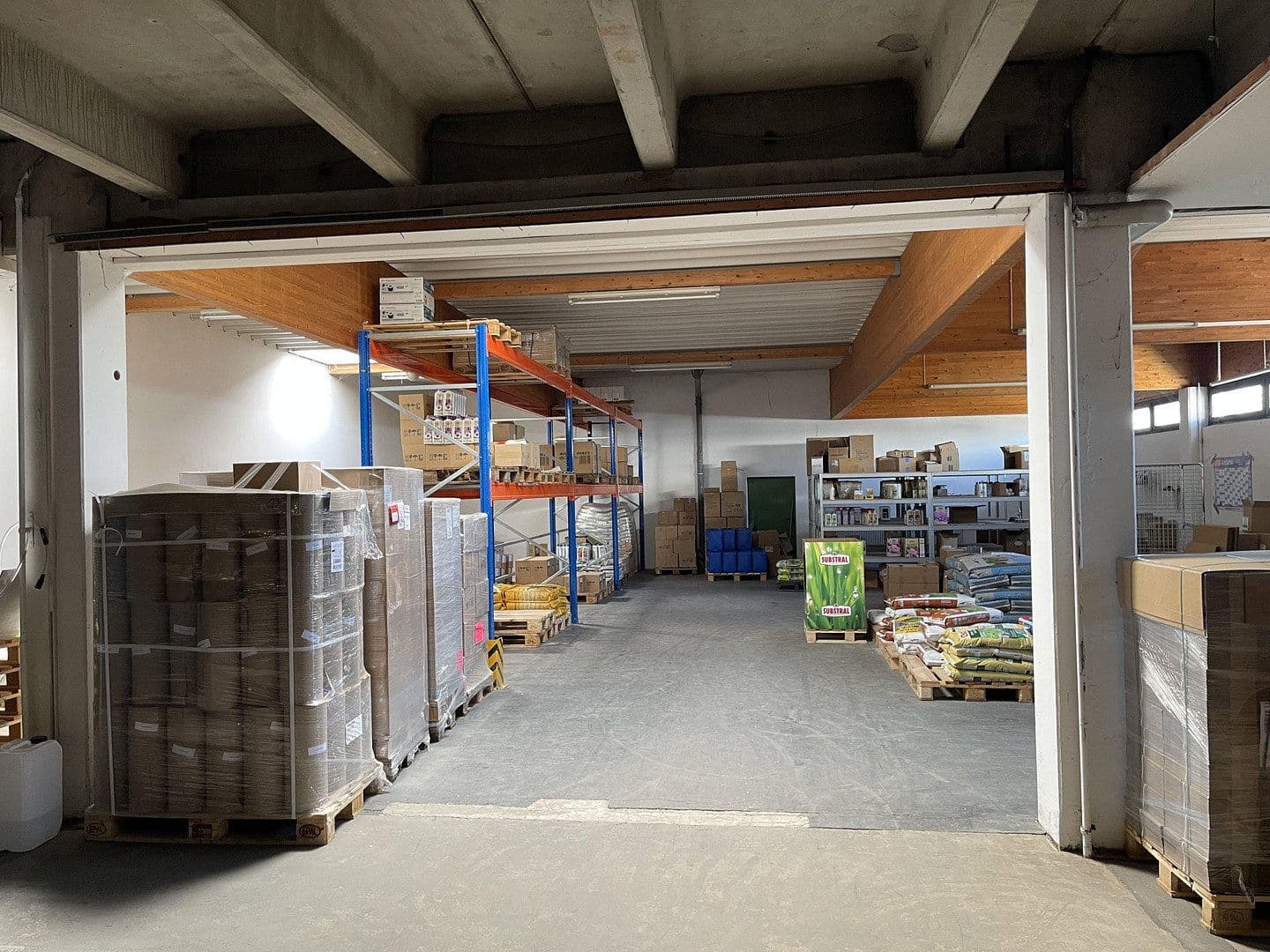 Prenájom nebytového priestoru 1.096 m², Lauterbachstraße 89, Eggenfelden, Bavorsko Prenájom nebytového priestoru 1.096 m², Lauterbachstraße 89, Eggenfelden, Bavorsko