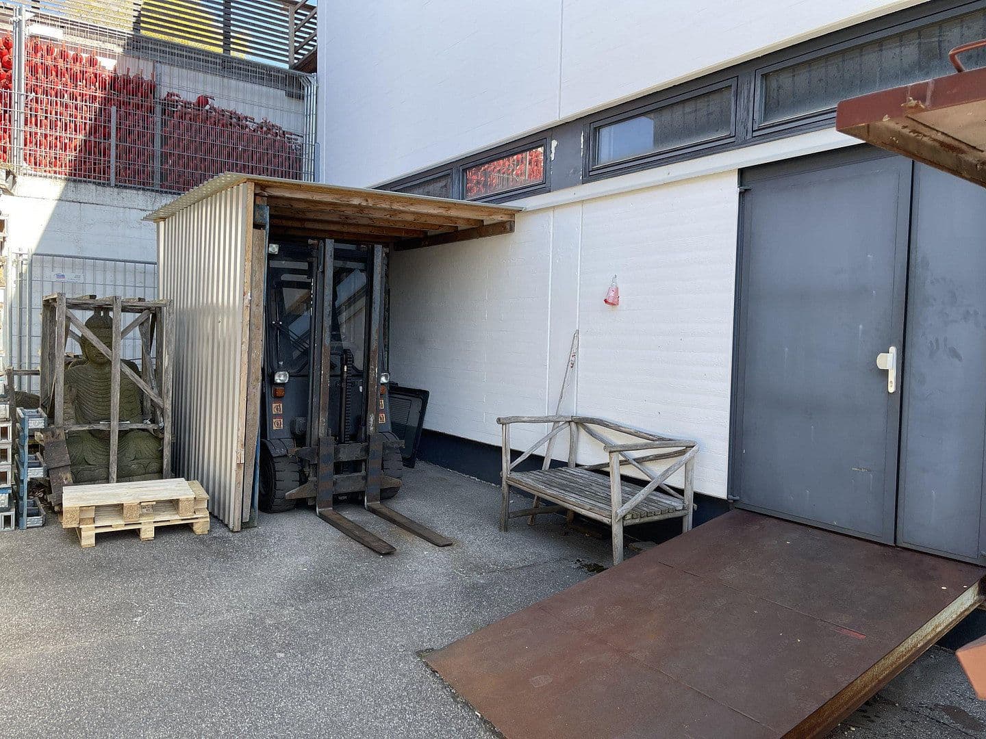 Prenájom nebytového priestoru 1.096 m², Lauterbachstraße 89, Eggenfelden, Bavorsko Prenájom nebytového priestoru 1.096 m², Lauterbachstraße 89, Eggenfelden, Bavorsko
