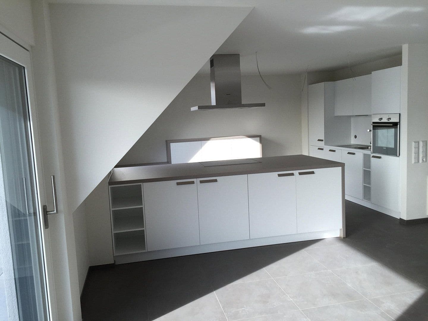 Prenájom bytu 5-izbový 175 m², Vordere Straße 23, Kirchheim unter Teck, Bádensko-Wurttembersko Prenájom bytu 5-izbový 175 m², Vordere Straße 23, Kirchheim unter Teck, Bádensko-Wurttembersko