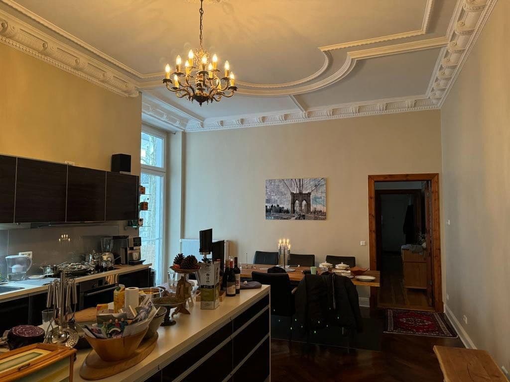 Predaj bytu 7-izbový 214 m², Berlin, Berlín Predaj bytu 7-izbový 214 m², Berlin, Berlín