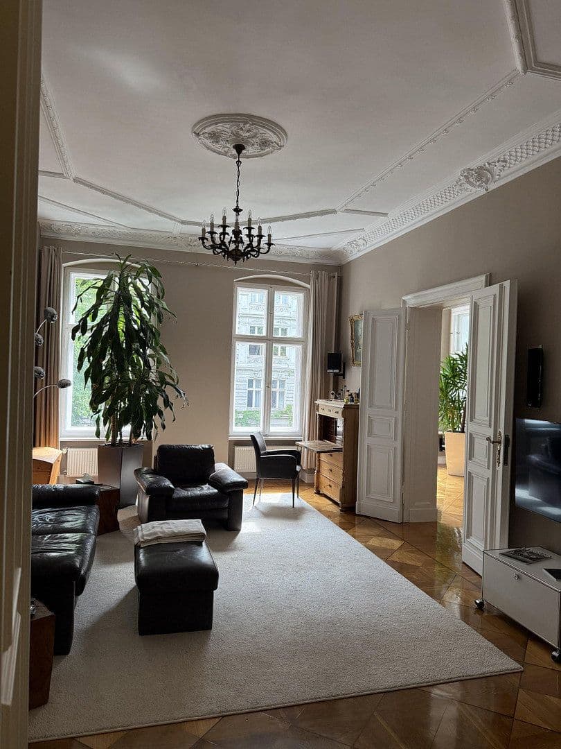 Predaj bytu 7-izbový 214 m², Berlin, Berlín Predaj bytu 7-izbový 214 m², Berlin, Berlín