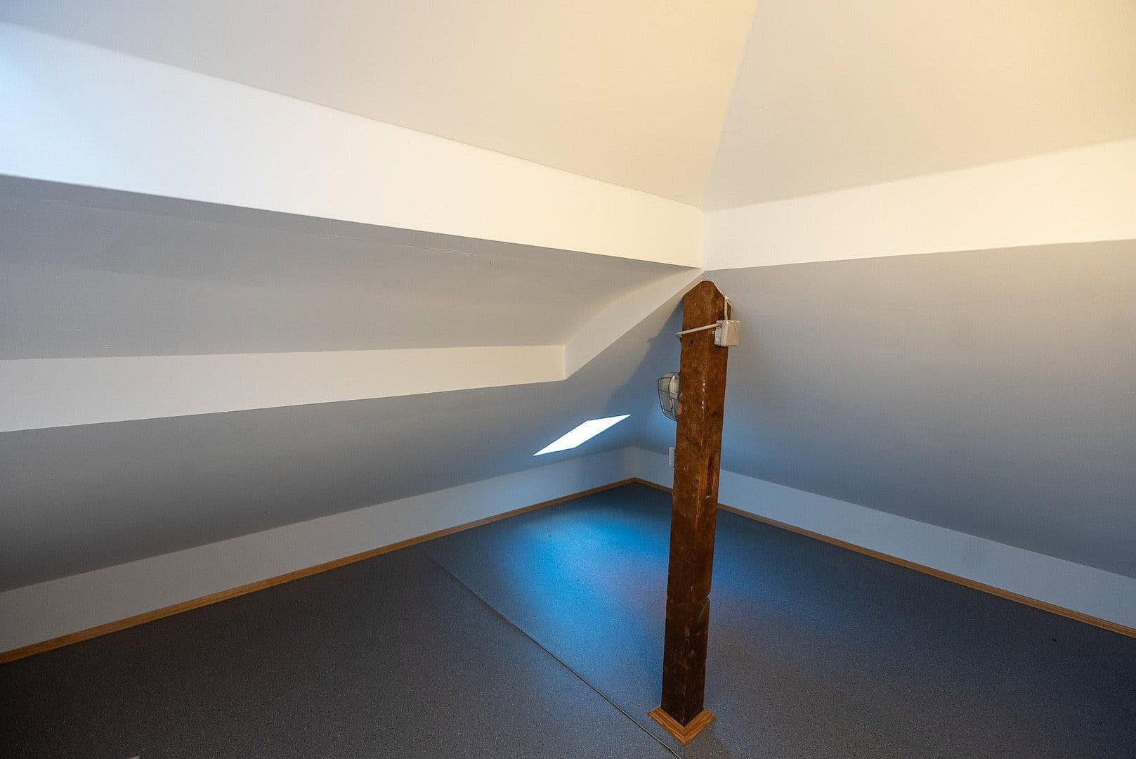 Predaj bytu 3-izbový 101 m², Günthersburgallee 58, Frankfurt am Main, Hesensko Predaj bytu 3-izbový 101 m², Günthersburgallee 58, Frankfurt am Main, Hesensko