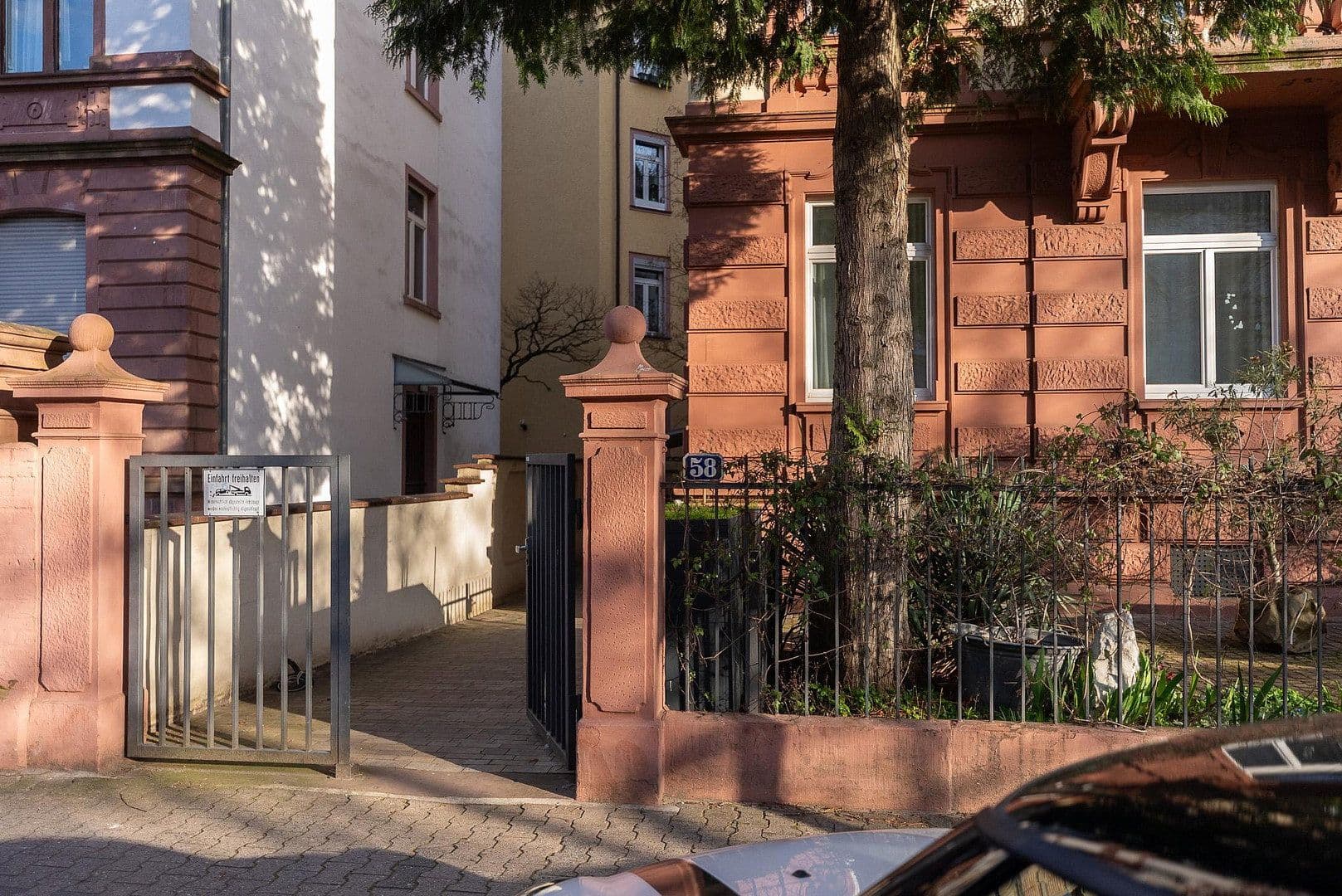 Predaj bytu 3-izbový 101 m², Günthersburgallee 58, Frankfurt am Main, Hesensko Predaj bytu 3-izbový 101 m², Günthersburgallee 58, Frankfurt am Main, Hesensko