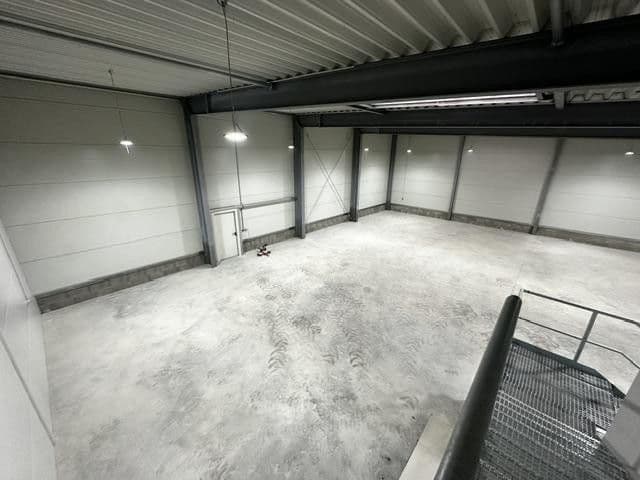 Prenájom nebytového priestoru 3.500 m², Grenzstraße 14, Halle, Sasko-Anhaltsko Prenájom nebytového priestoru 3.500 m², Grenzstraße 14, Halle, Sasko-Anhaltsko