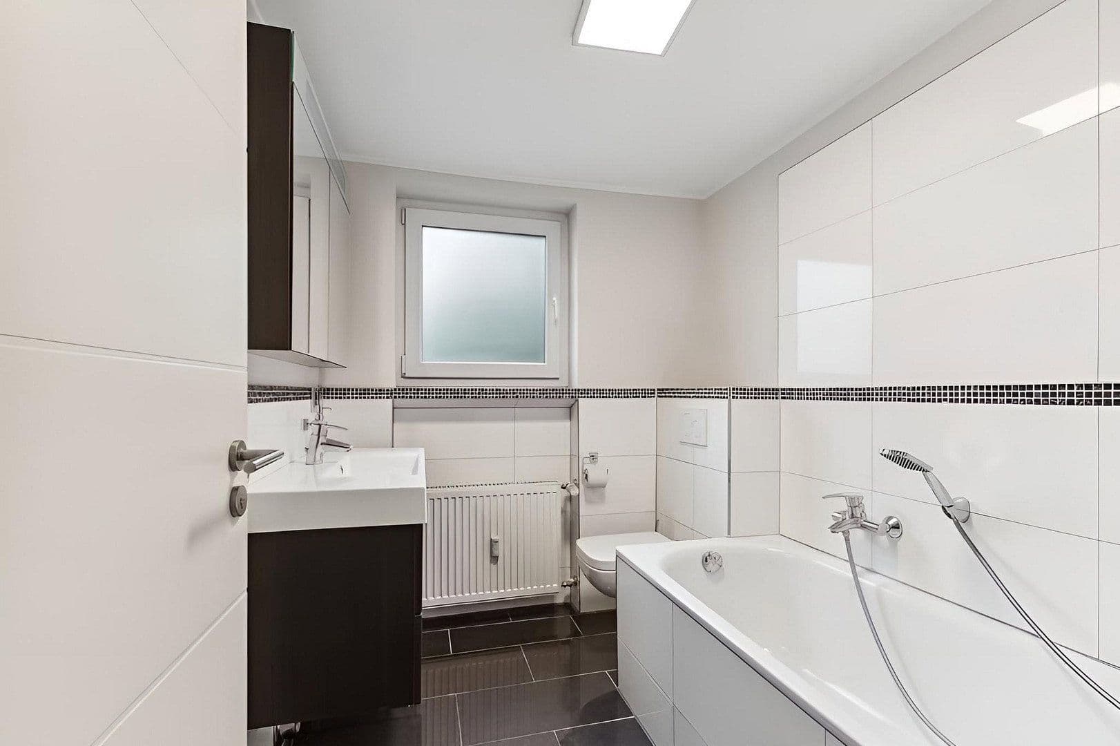 Prenájom bytu 2-izbový 71 m², Bad Vilbel, Hesensko Prenájom bytu 2-izbový 71 m², Bad Vilbel, Hesensko