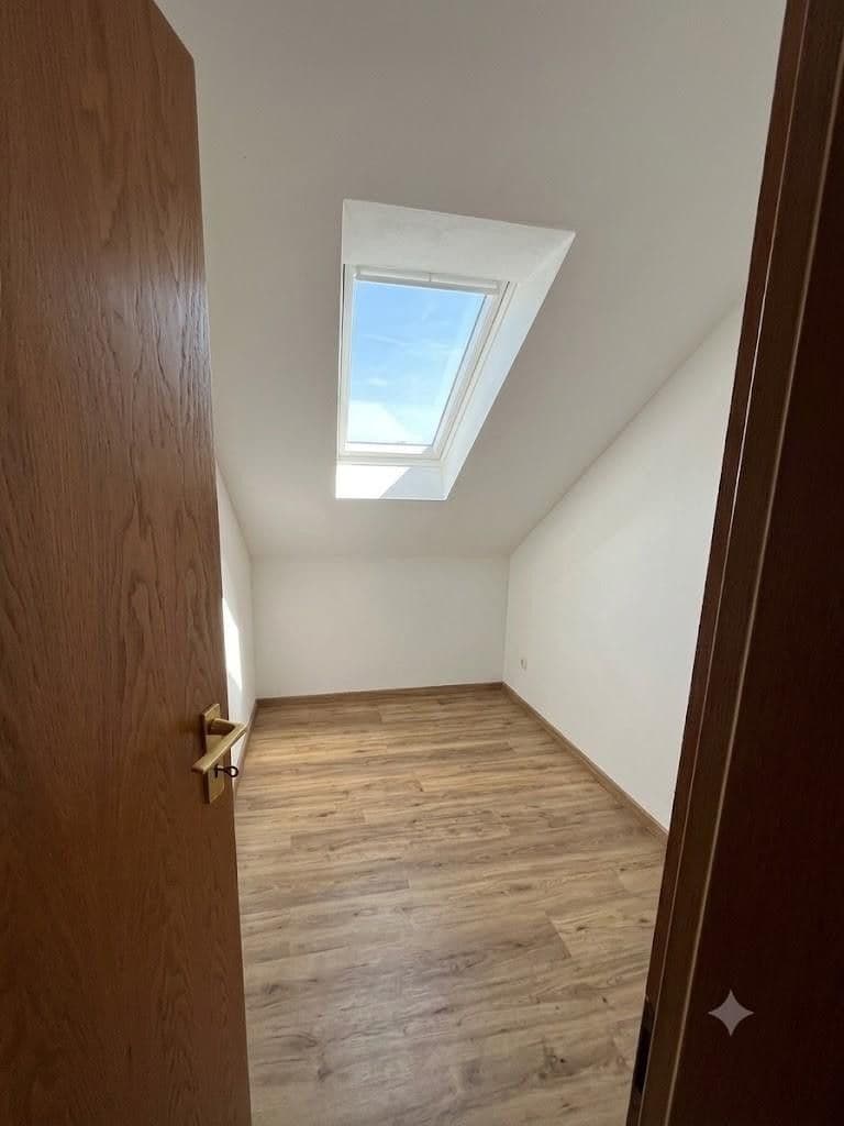 Prenájom bytu 2-izbový 64 m², Midgardweg 4, Bochum, Severné Porýnie - Westfálsko Prenájom bytu 2-izbový 64 m², Midgardweg 4, Bochum, Severné Porýnie - Westfálsko