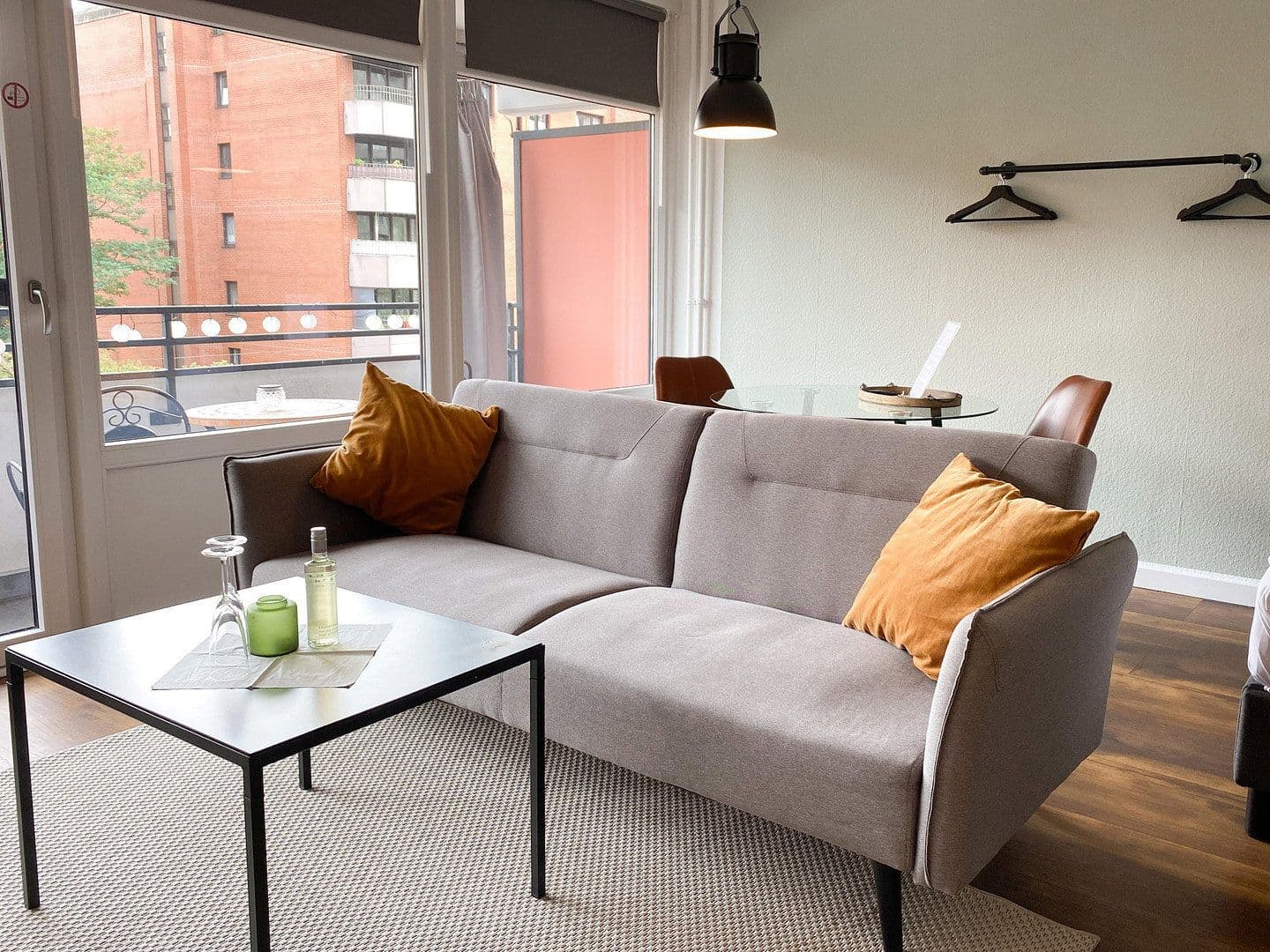 Prenájom nebytového priestoru 35 m², Görlitzer Straße 7, Neuss, Severné Porýnie - Westfálsko Prenájom nebytového priestoru 35 m², Görlitzer Straße 7, Neuss, Severné Porýnie - Westfálsko