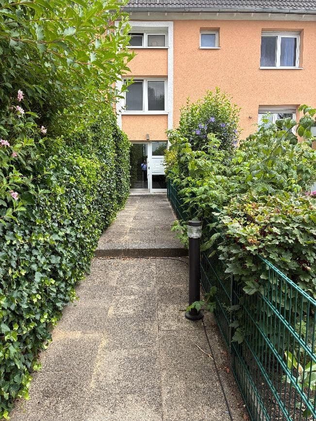 Prenájom bytu 4-izbový 99 m², Richard Dehmel Straße 11, Hattingen, Severné Porýnie - Westfálsko Prenájom bytu 4-izbový 99 m², Richard Dehmel Straße 11, Hattingen, Severné Porýnie - Westfálsko