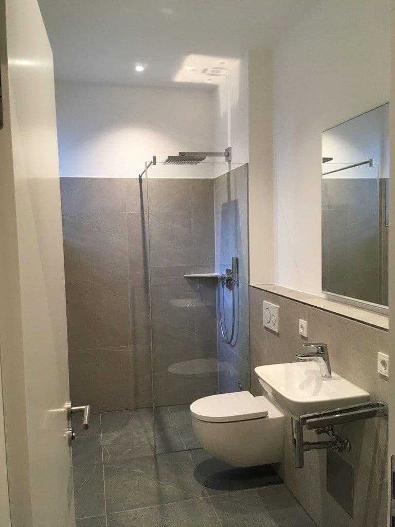 Prenájom bytu 2-izbový 102 m², Tutzing, Bavorsko Prenájom bytu 2-izbový 102 m², Tutzing, Bavorsko