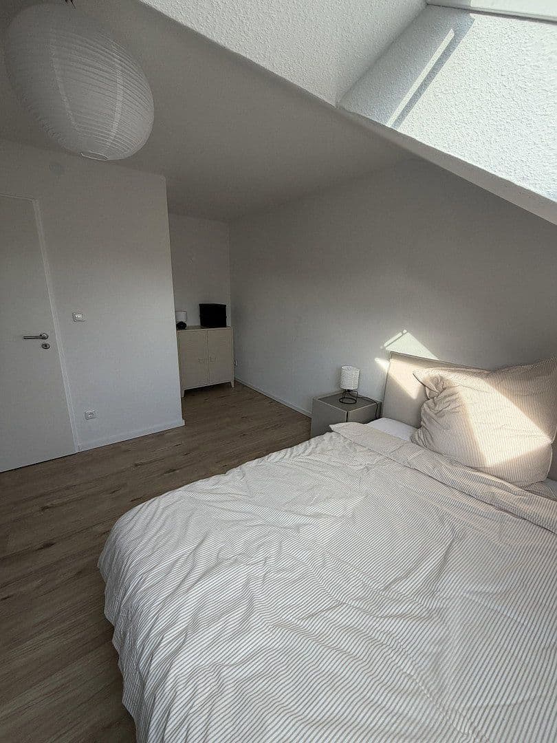 Prenájom bytu 1-izbový 24 m², Dormagen, Severné Porýnie - Westfálsko Prenájom bytu 1-izbový 24 m², Dormagen, Severné Porýnie - Westfálsko
