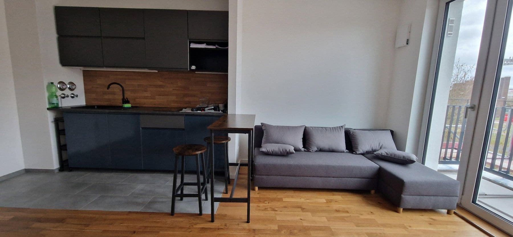 Prenájom bytu 2-izbový 44 m², Ringstraße 70b, Berlin, Berlín Prenájom bytu 2-izbový 44 m², Ringstraße 70b, Berlin, Berlín
