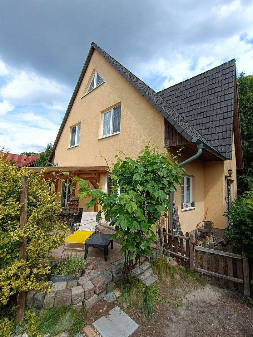 Predaj domu 149 m², pozemok 368 m², Birkenwerder, Brandenbursko Predaj domu 149 m², pozemok 368 m², Birkenwerder, Brandenbursko