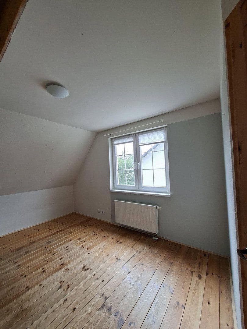 Predaj domu 149 m², pozemok 368 m², Birkenwerder, Brandenbursko Predaj domu 149 m², pozemok 368 m², Birkenwerder, Brandenbursko