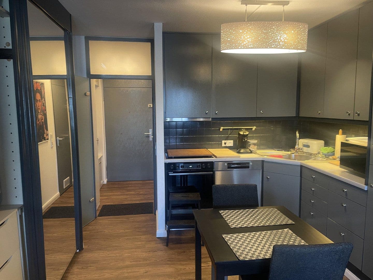 Prenájom bytu 1-izbový 35 m², Mittlerer Hasenpfad 39, Frankfurt, Hesensko Prenájom bytu 1-izbový 35 m², Mittlerer Hasenpfad 39, Frankfurt, Hesensko