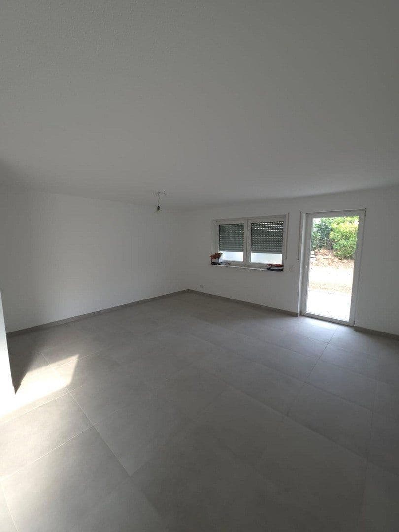 Prenájom domu 120 m², pozemok 212 m², Bad Friedrichshall, Bádensko-Wurttembersko Prenájom domu 120 m², pozemok 212 m², Bad Friedrichshall, Bádensko-Wurttembersko