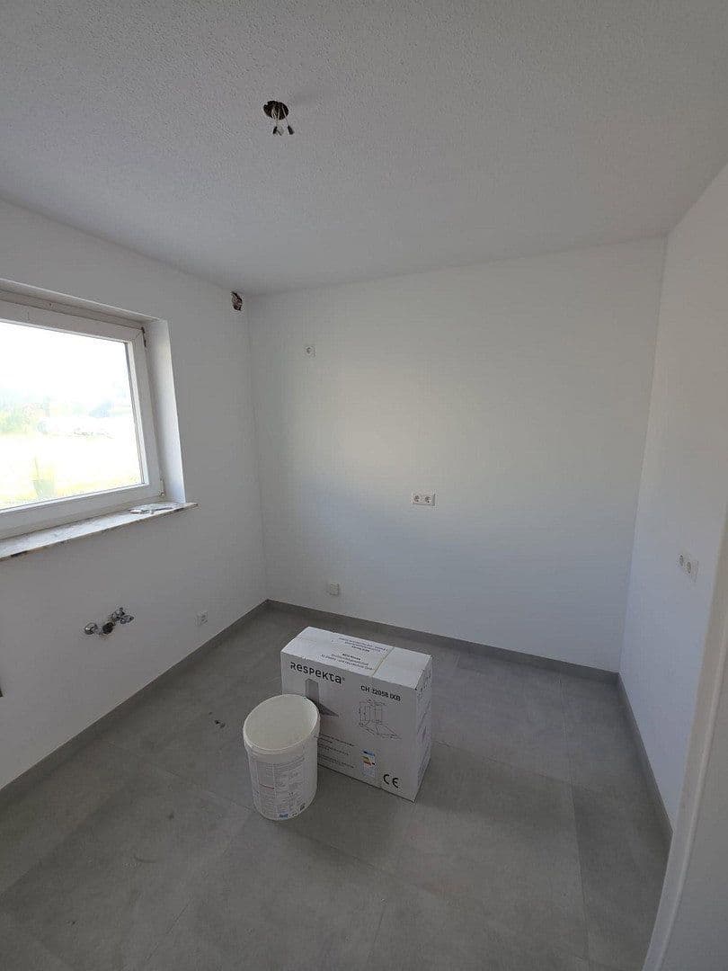 Prenájom domu 120 m², pozemok 212 m², Bad Friedrichshall, Bádensko-Wurttembersko Prenájom domu 120 m², pozemok 212 m², Bad Friedrichshall, Bádensko-Wurttembersko