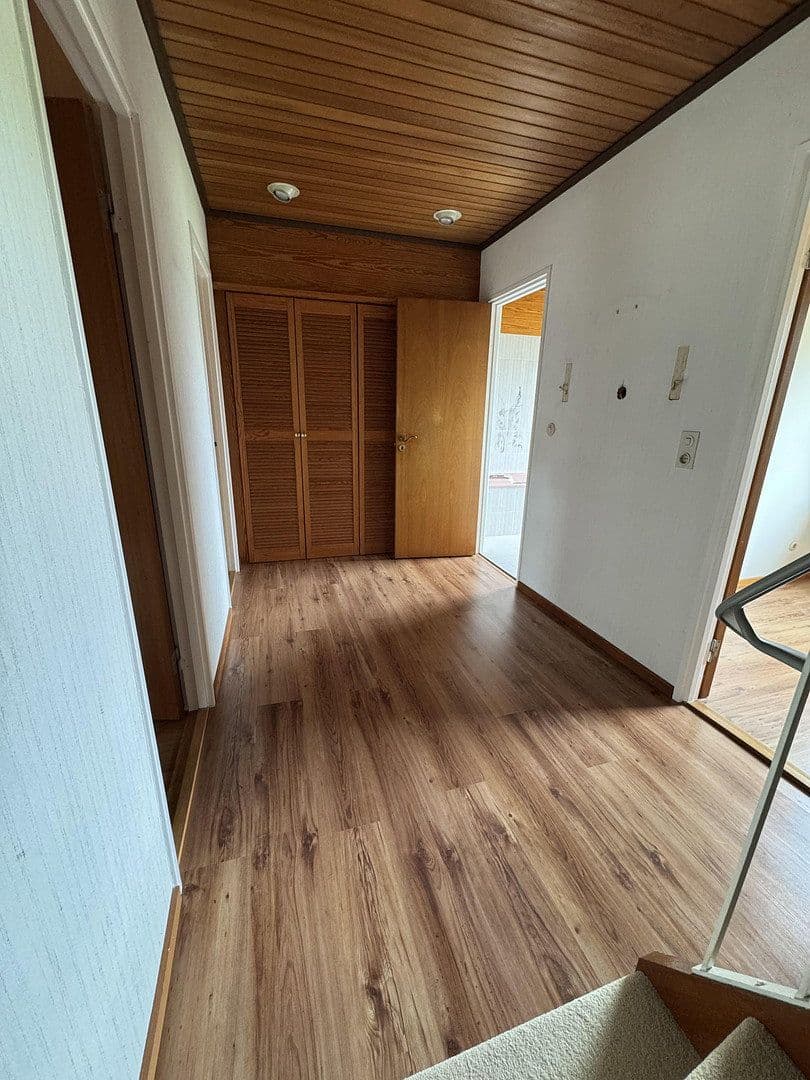Predaj domu 125 m², pozemok 175 m², Stuhr, Dolné Sasko Predaj domu 125 m², pozemok 175 m², Stuhr, Dolné Sasko