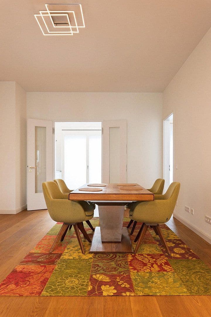 Prenájom bytu 2-izbový 84 m², Ratinger Straße 1, Düsseldorf, Severné Porýnie - Westfálsko Prenájom bytu 2-izbový 84 m², Ratinger Straße 1, Düsseldorf, Severné Porýnie - Westfálsko