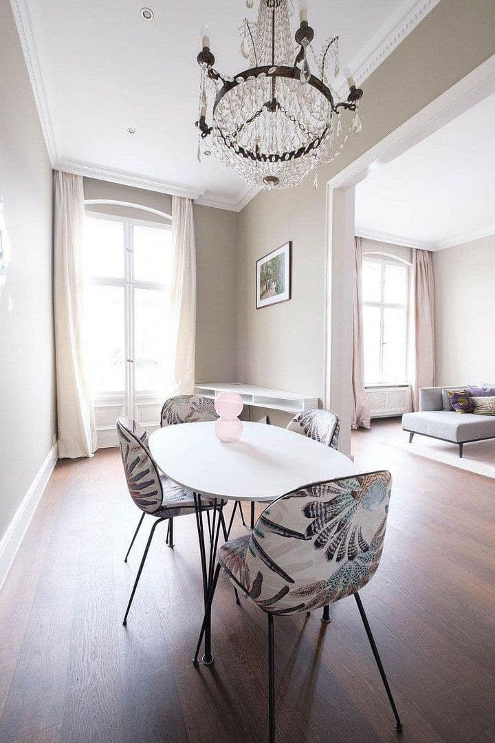 Prenájom bytu 3-izbový 71 m², Berlin, Berlín Prenájom bytu 3-izbový 71 m², Berlin, Berlín