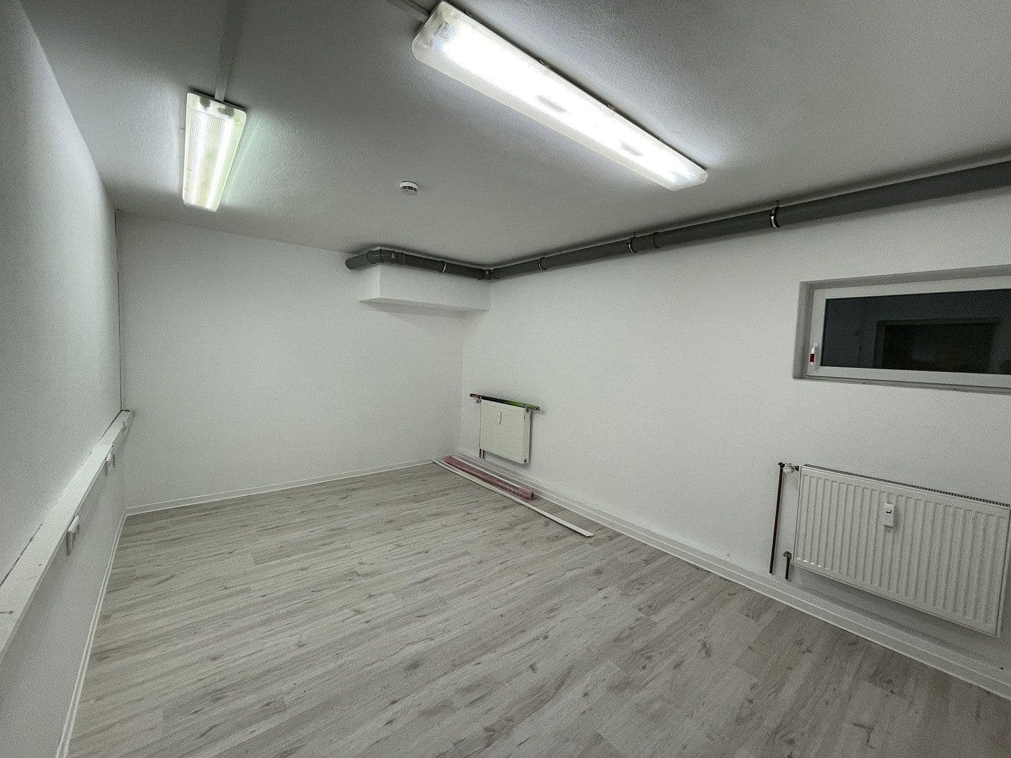 Predaj kancelárie 440 m², Dietzenbach, Hesensko Predaj kancelárie 440 m², Dietzenbach, Hesensko